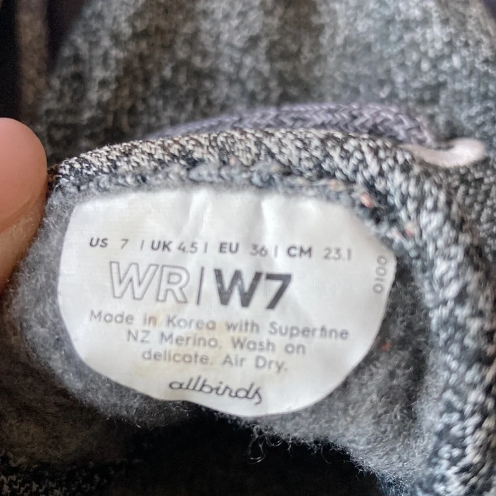 Allbirds Grey Wool Runners Sneaker Size 7 - Picture 4 of 7